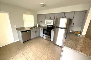 610 SE 13th Ct, Cape Coral, FL 33990 - Photo 21