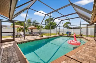 402 SW 37th Ln, Cape Coral, FL 33914 - Photo 31