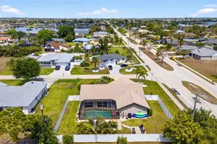 402 SW 37th Ln, Cape Coral, FL 33914 - Photo 41