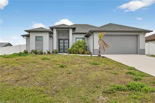 1137 NE 4th Ave, Cape Coral, FL 33909 - Photo 1