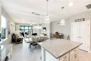 12201 Canal Grande Dr, Fort Myers, FL 33913 - Photo 11