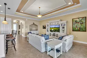 10555 Carena Cir, Fort Myers, FL 33913 - Photo 7