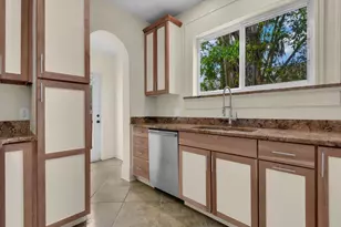 1446 Poinciana Ave, Fort Myers, FL 33901 - Photo 9