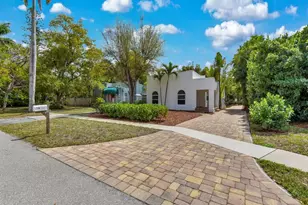 1446 Poinciana Ave, Fort Myers, FL 33901 - Photo 3