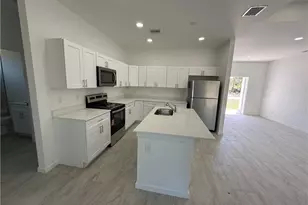 1115 Cove St E, Lehigh Acres, FL 33974 - Photo 5