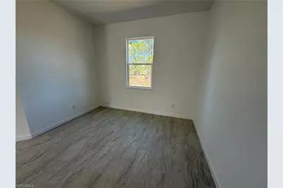 1115 Cove St E, Lehigh Acres, FL 33974 - Photo 7