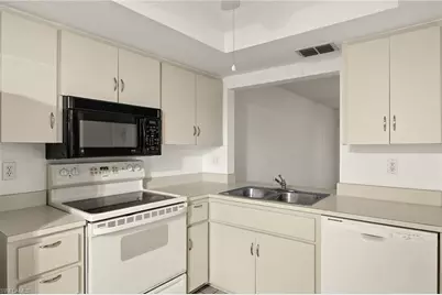 4620 SE 5th Pl #106, Cape Coral, FL 33904 - Photo 9