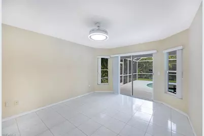 250 SE 44th St, Cape Coral, FL 33904 - Photo 11