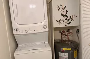 46 Desert Candle Cir, Lehigh Acres, FL 33936 - Photo 13