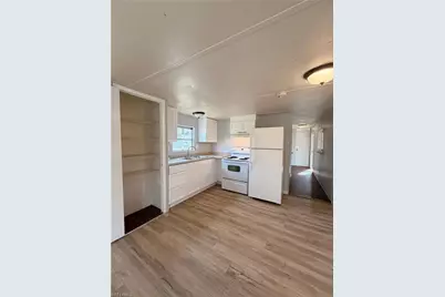 7897 Suncoast Dr, North Fort Myers, FL 33917 - Photo 5