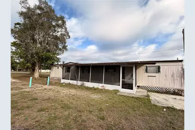 7897 Suncoast Dr, North Fort Myers, FL 33917 - Photo 11