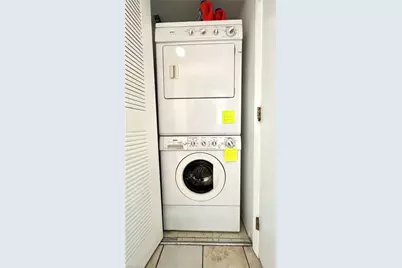 [Address not provided], Fort Myers, FL 33919 - Photo 15