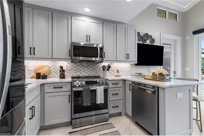 4706 Southern Breeze Dr, Naples, FL 34114 - Photo 11