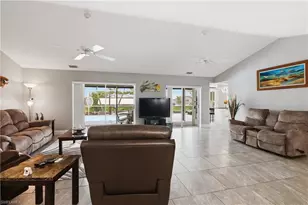 222 SW 39th Terrace, Cape Coral, FL 33914 - Photo 7