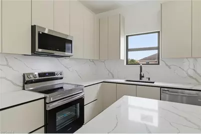 3211 6th St SW, Lehigh Acres, FL 33976 - Photo 7