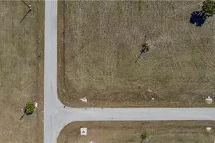 1902 NE 17th Terrace, Cape Coral, FL 33909 - Photo 13