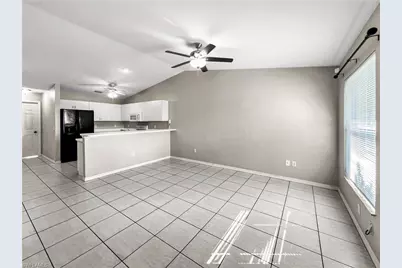 1215 SE 8th Ave, Cape Coral, FL 33990 - Photo 9