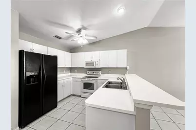 1215 SE 8th Ave, Cape Coral, FL 33990 - Photo 11