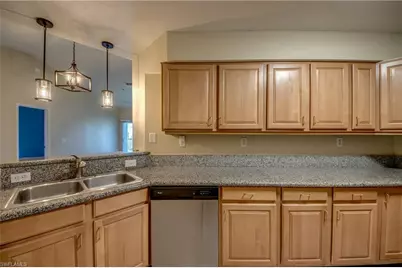 12515 McGregor Blvd #210, Fort Myers, FL 33919 - Photo 9