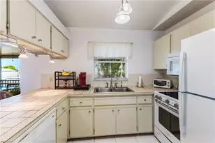 315 NW 7th Terrace, Cape Coral, FL 33993 - Photo 9