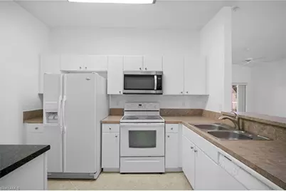 4241 Bellasol Cir #1924, Fort Myers, FL 33916 - Photo 3