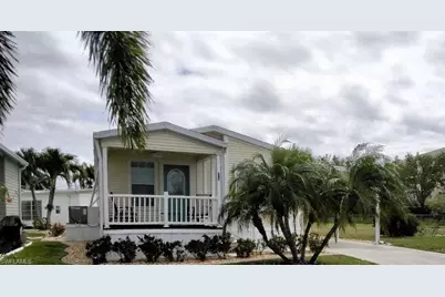 287 Dillard Ave, Fort Myers, FL 33908 - Photo 1