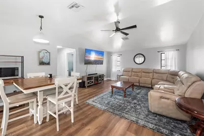 1702 SE 5th Ct, Cape Coral, FL 33990 - Photo 9