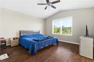 12421 Eagle Pointe Cir, Fort Myers, FL 33913 - Photo 19