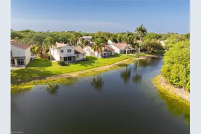 12421 Eagle Pointe Cir, Fort Myers, FL 33913 - Photo 39