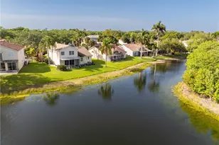 12421 Eagle Pointe Cir, Fort Myers, FL 33913 - Photo 39