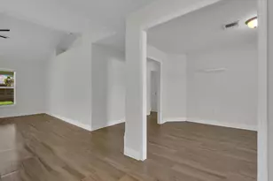 2216 SW 8th Ct, Cape Coral, FL 33991 - Photo 7