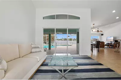 419 SW 12th St, Cape Coral, FL 33991 - Photo 9