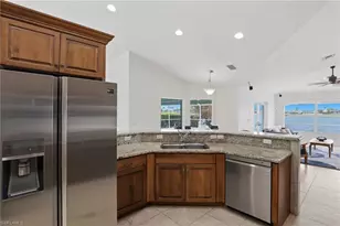 419 SW 12th St, Cape Coral, FL 33991 - Photo 19