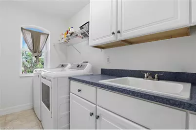 419 SW 12th St, Cape Coral, FL 33991 - Photo 35