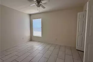 4712 SE 5th Ave, Cape Coral, FL 33904 - Photo 7