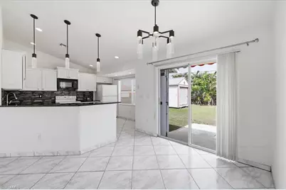 827 SW 29th Ter, Cape Coral, FL 33914 - Photo 3