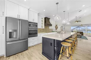 21510/21512 Indian Bayou Dr, Fort Myers Beach, FL 33931 - Photo 7