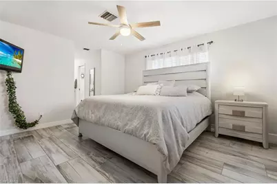 4212 SE 1st Ct, Cape Coral, FL 33904 - Photo 11