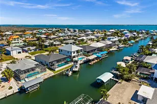 2443 Carambola Ln, Saint James City, FL 33956 - Photo 3