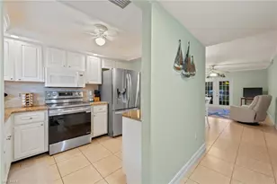 2121 Collier Ave, Fort Myers, FL 33901 - Photo 3