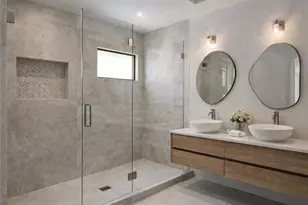 912 Cleveland Ave, Lehigh Acres, FL 33972 - Photo 9