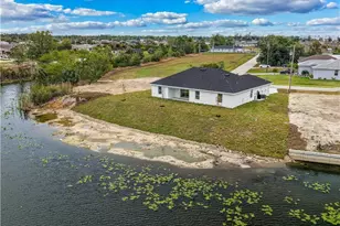 2043 NE 42nd St, Cape Coral, FL 33909 - Photo 29