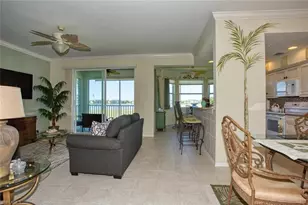 10350 Washingtonia Palm Way, Fort Myers, FL 33966 - Photo 5