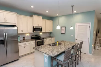 4431 Dutchess Park Rd, Fort Myers, FL 33916 - Photo 5