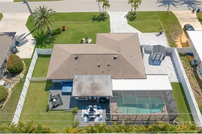 1089 N Town and River Dr, Fort Myers, FL 33919 - Photo 33