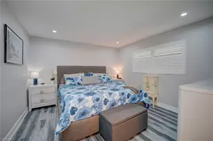 1089 N Town and River Dr, Fort Myers, FL 33919 - Photo 15