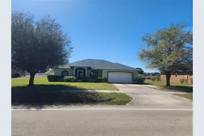 746 Milwaukee Blvd, Lehigh Acres, FL 33974 - Photo 23