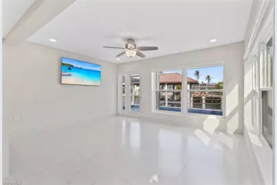 107 Albatross St, Fort Myers Beach, FL 33931 - Photo 17