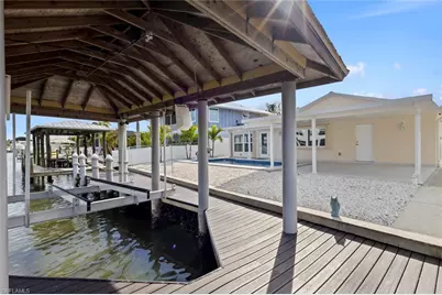 107 Albatross St, Fort Myers Beach, FL 33931 - Photo 5