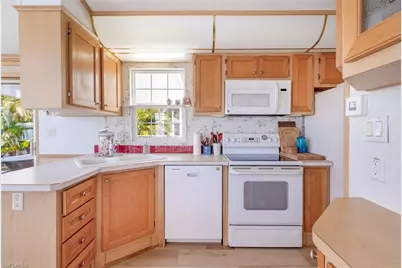 7270 Pinehurst Rd, Bokeelia, FL 33922 - Photo 15